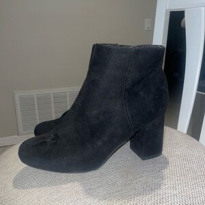 Women’s Boots Size 7